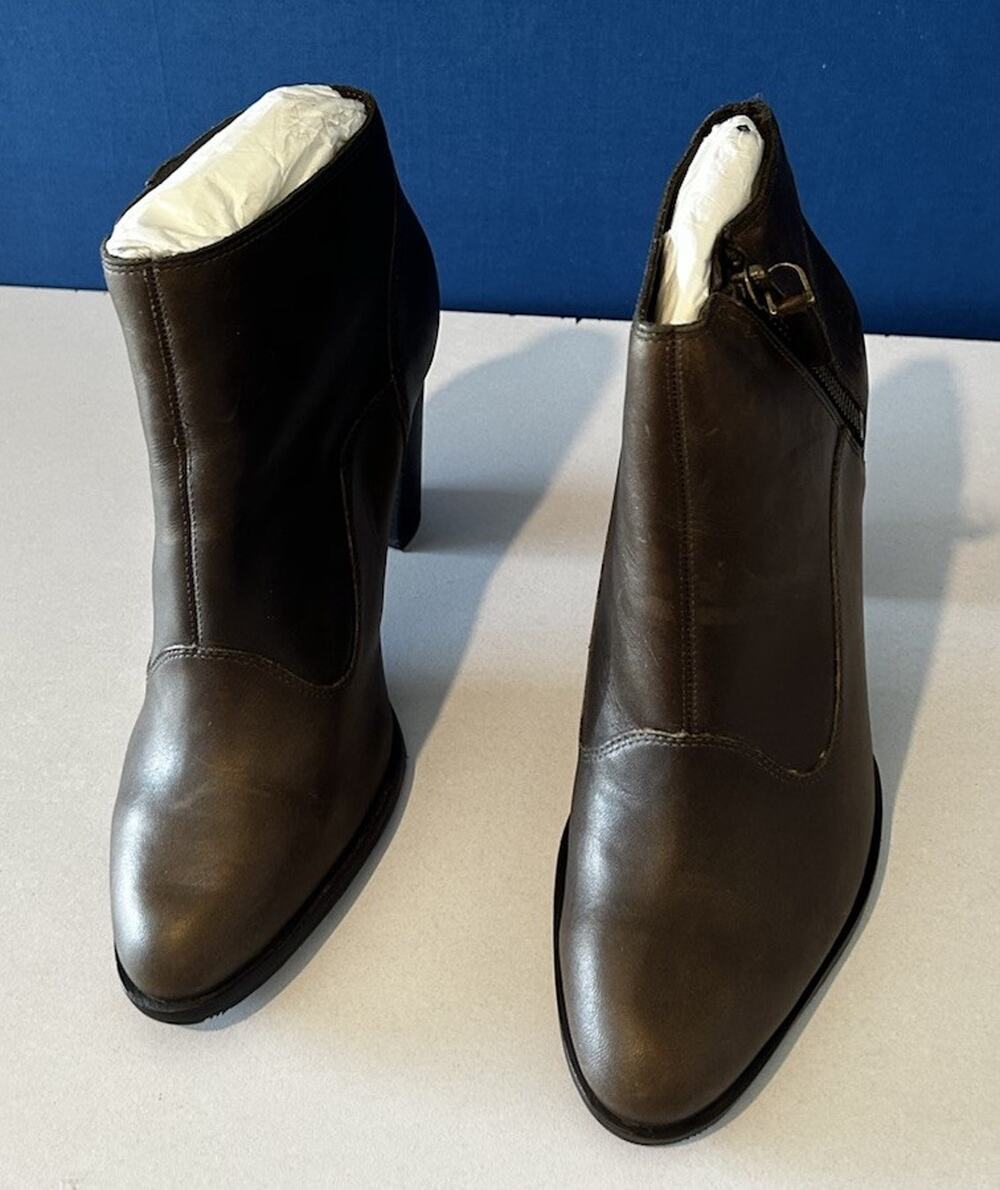 UGG Australia 1018637A Brown Leather Ankle Boots Block Heel Side Zip Women US 11